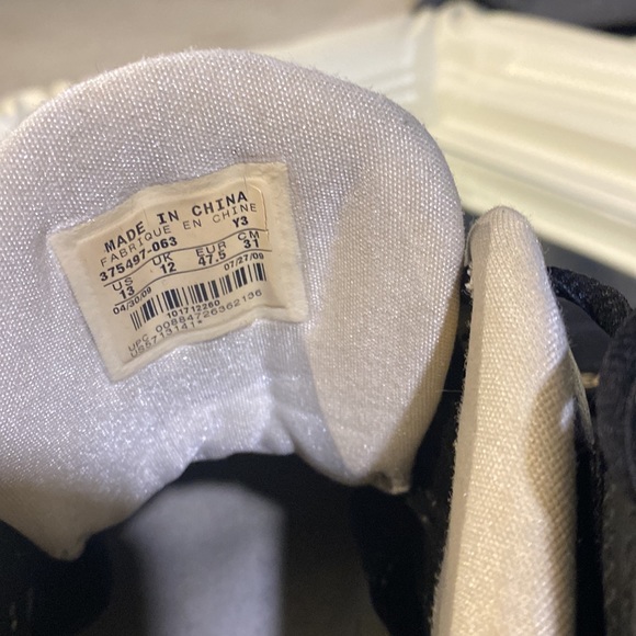 Air, Jordans size 13 - Picture 3 of 4